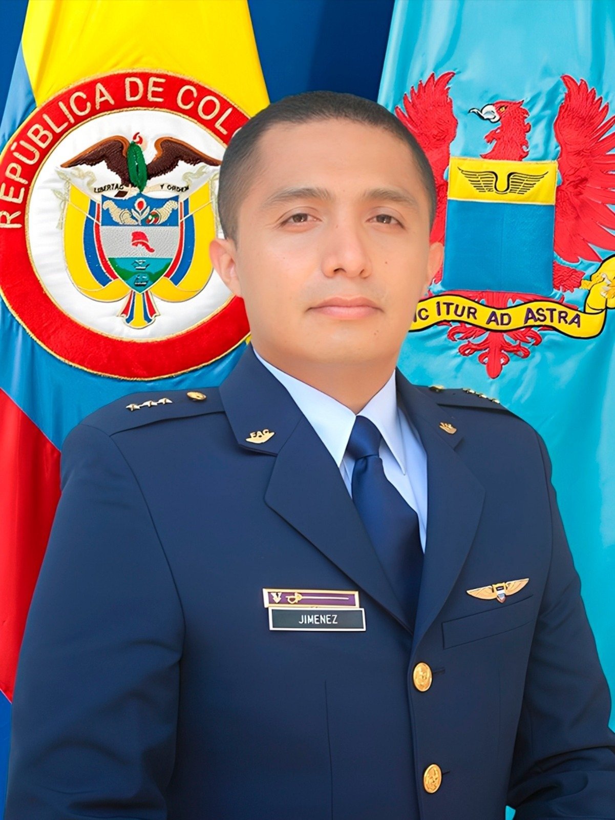 Fotografía de CT. JIMENEZ DIAZ VICTOR HUGO